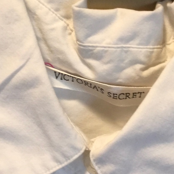 Top - Picture 2 of 3